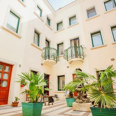 Apartma * Piran