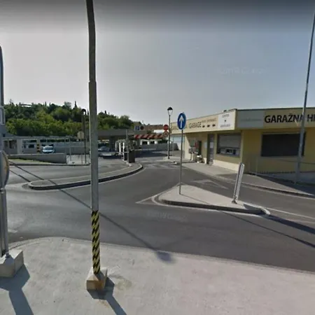 Apartma
